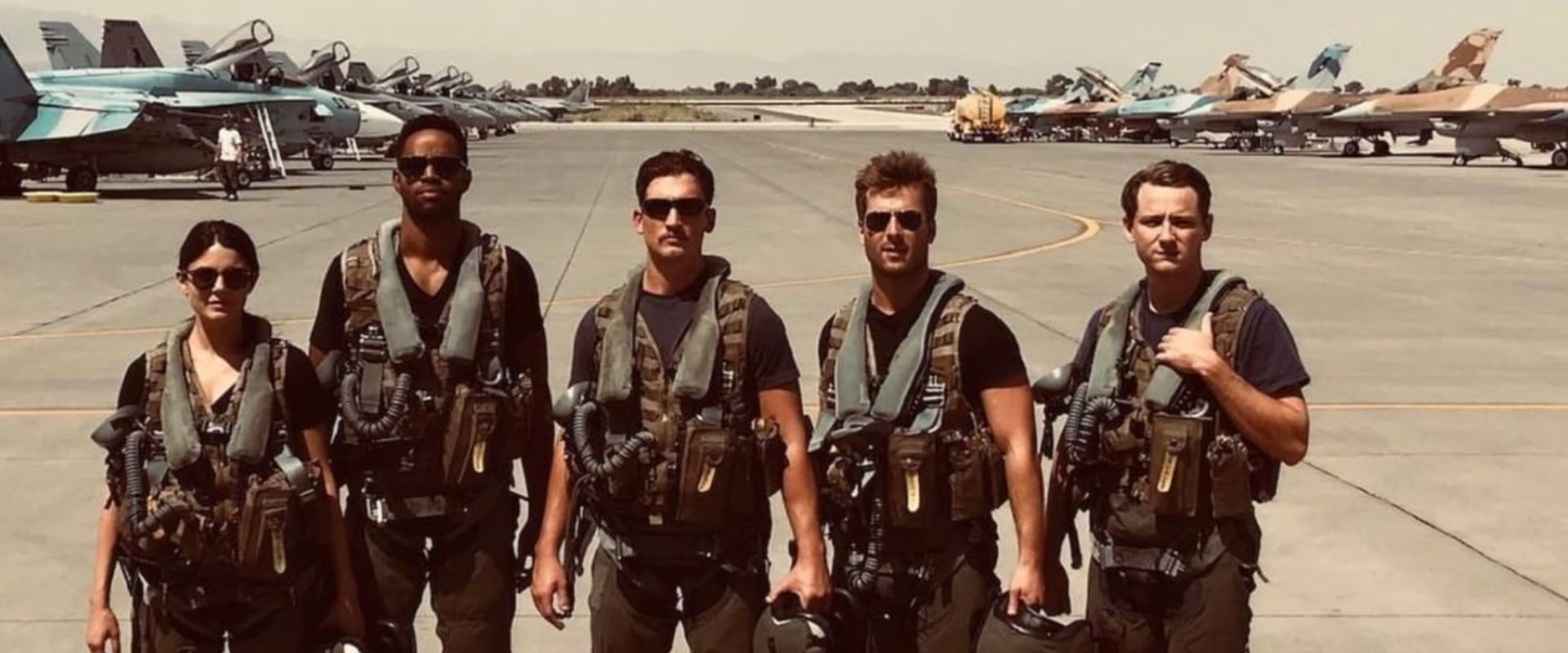 Can Tom Cruise Really Fly a Jet? An Expert's Perspective